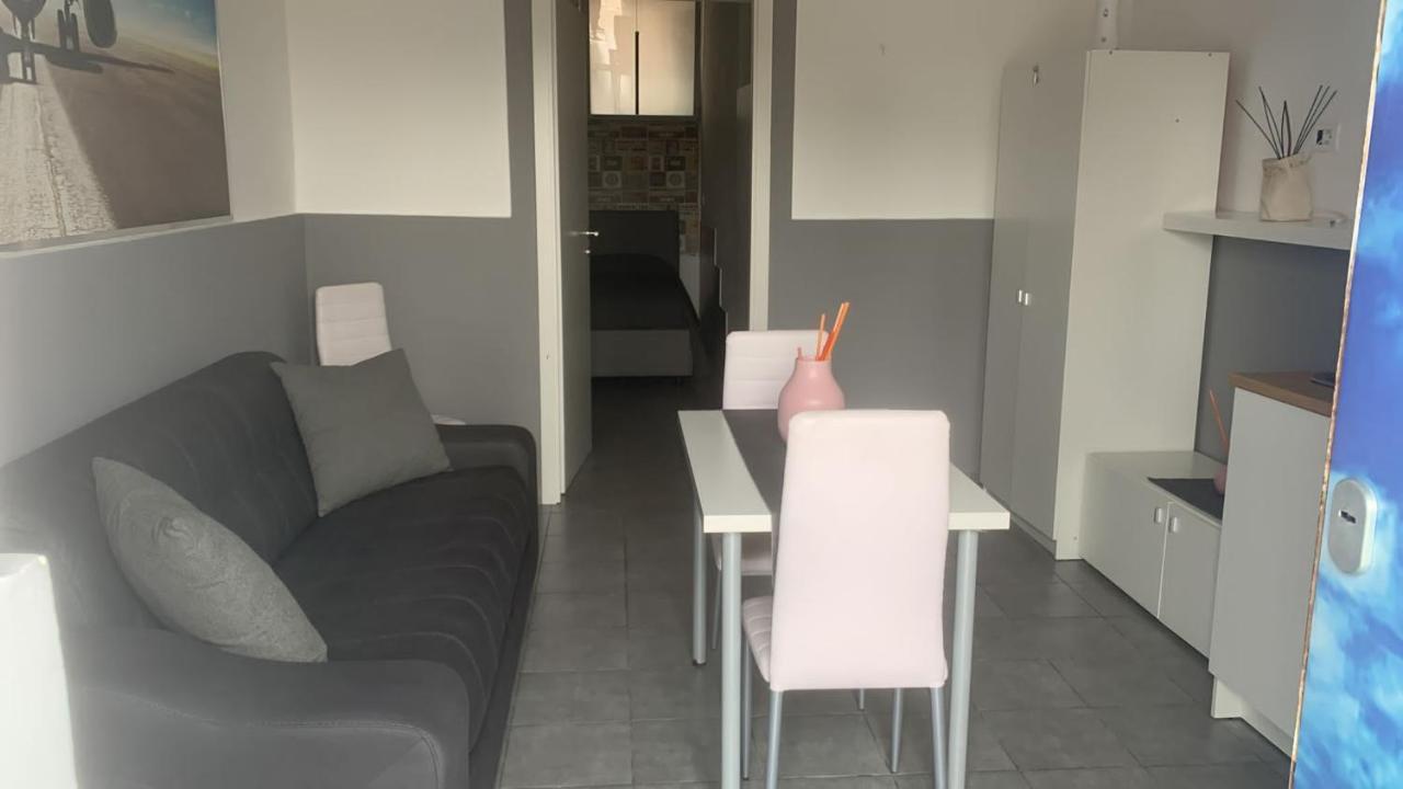 Апартаменти Sky House Napoli Екстер'єр фото