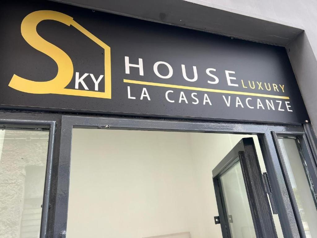 Апартаменти Sky House Napoli Екстер'єр фото